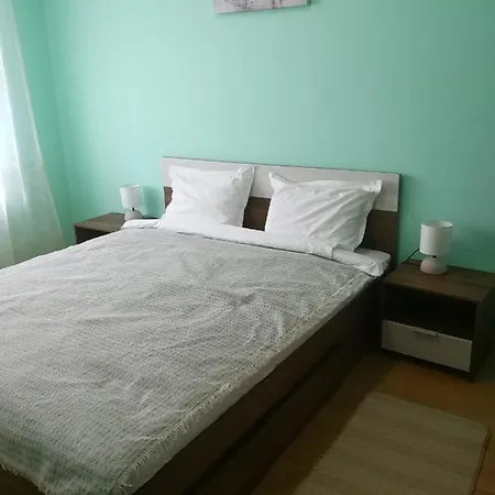за гости соня Guest Sonya Апартамент